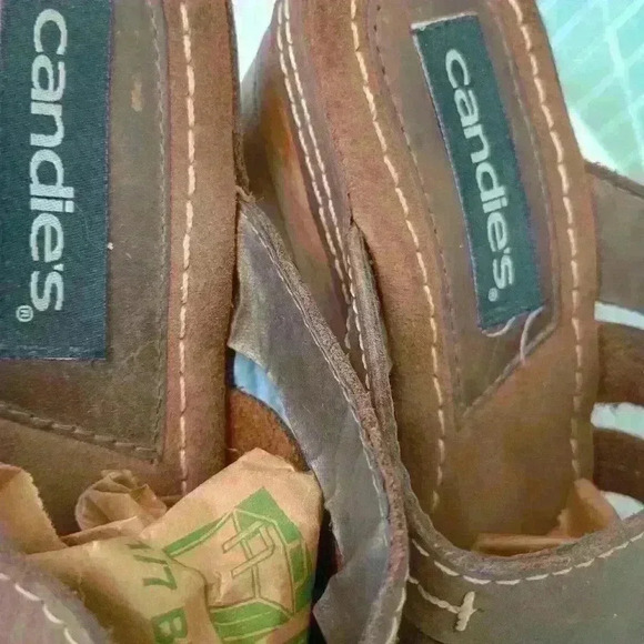 Candie’s Brown Leather and Slip On Open Toe Wood Chunky Y2K Platform Heel Sandal - Picture 10 of 11